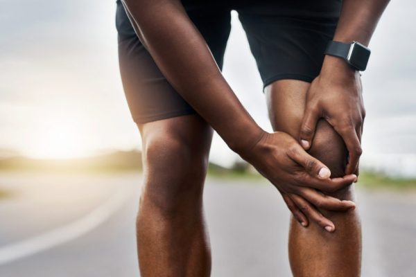 10 Cara Cegah Cedera Lutut saat Olahraga 10 Cara Cegah Cedera Lutut saat Olahraga
