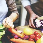7 Makanan yang Bantu Jaga Tulang dan Otot Pinggang