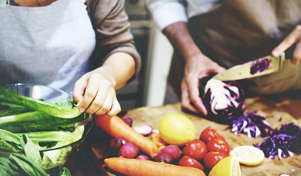 7 Makanan yang Bantu Jaga Tulang dan Otot Pinggang 7 Makanan yang Bantu Jaga Tulang dan Otot Pinggang
