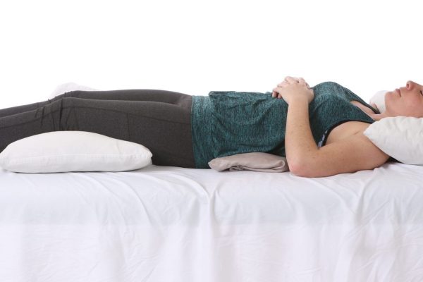 10 Posisi Tidur Terbaik untuk Menghindari Sakit Pinggang