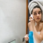 7 Cara Merawat Kulit Berjerawat dengan Skincare yang Tepat